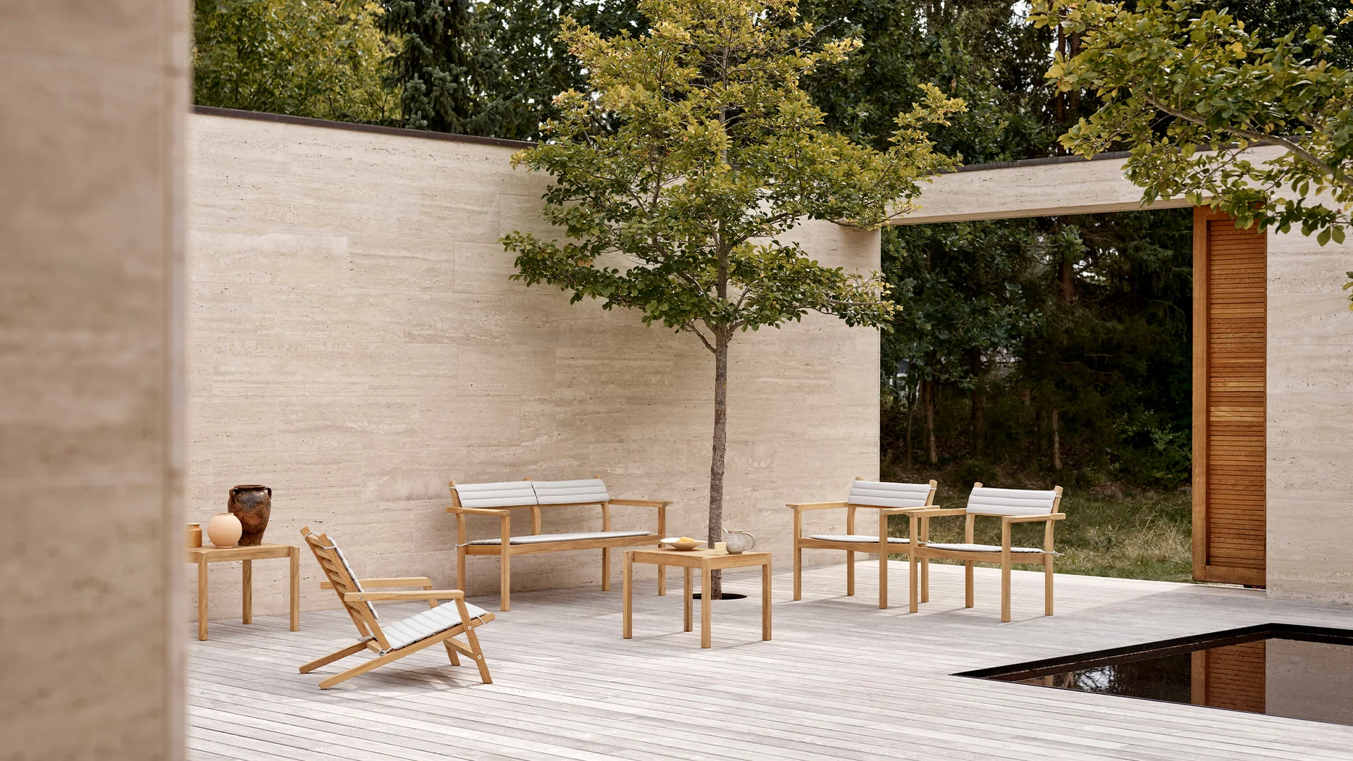 Warm Modern Living Defined